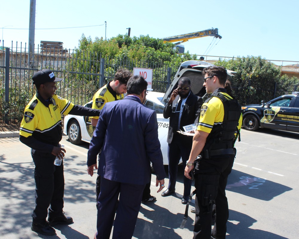 security-guards-at-construction-site